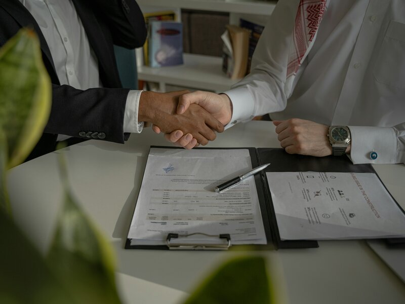 Beratung einer Schweizer Privatbank bei der Strukturierung und Einführung eines Vergütungsmodells in Zusammenhang mit der Emission von strukturierten Produkten